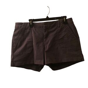 Old Navy Gray 5 Inch Everyday Mid-Rise Shorts 14